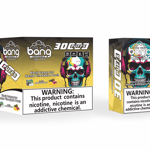 Envase y dispositivo de vapeo desechable Bang que presenta una calavera colorida con audífonos, sabores de productos Black Dragon Ice y Mango Pineapple Peach, y una destacada etiqueta de advertencia sobre la nicotina.
