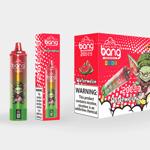 Envase de producto para vapear que presenta un bolígrafo vapeador desechable de color rojo con sabor a sandía, una ilustración de un personaje de dibujos animados y una etiqueta que dice "20 caladas".