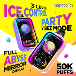 Publicité pour les appareils de vape Mr. Goodie comprenant deux vapes colorées sur le thème de l'espace avec des écrans LED, mettant en évidence des fonctionnalités telles que le contrôle de la glace à 3 niveaux, le mode ambiance fête, l'affichage miroir abyssal complet et 50 000 bouffées sur un fond jaune vif et blanc avec des planètes.