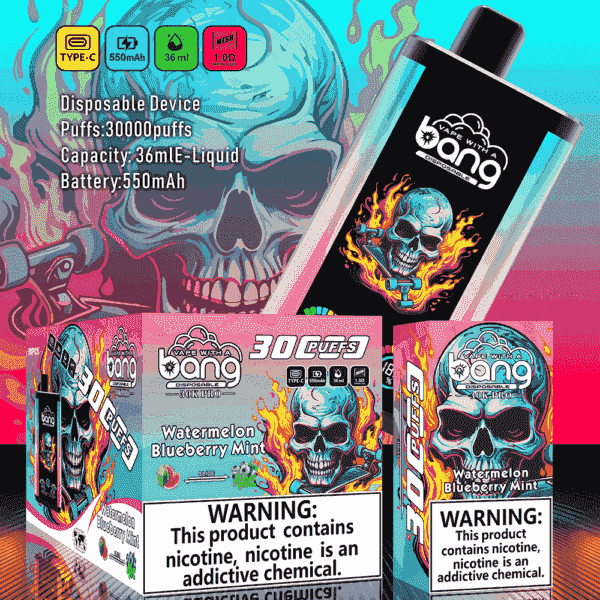 Emballage et appareil de vape jetables Vape With A Bang comportant un graphisme de crâne enflammé bleu et une saveur étiquetée Pastèque Blueberry Mint, affichés avec une étiquette d'avertissement de nicotine bien visible.