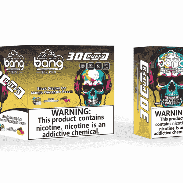 Emballage et appareil de vape jetables Bang comportant un crâne coloré avec des écouteurs, des saveurs de produit Black Dragon Ice et Mango Pineapple Peach, et une étiquette d'avertissement de nicotine bien visible.
