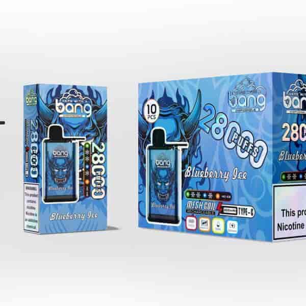 Förpackning och en produktvisning för Bang engångsvape i smaken Blueberry Ice, med en stiliserad blå skallegrafik, framträdande text som annonserar 28 000 puffar, mesh-spole, uppladdningsbart batteri och flera varningsetiketter om nikotininnehåll.