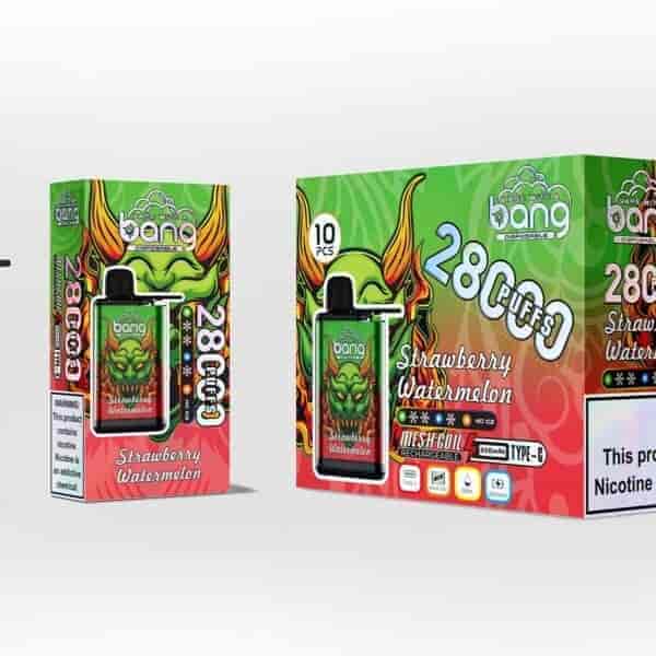 Bang engångsvapeförpackning för jordgubbsvattenmelonsmak, med ett grönt demonansikte med flammande horn, ljusa färger, produktvarningar och information om 2800 puffar och mesh coil-teknologi.