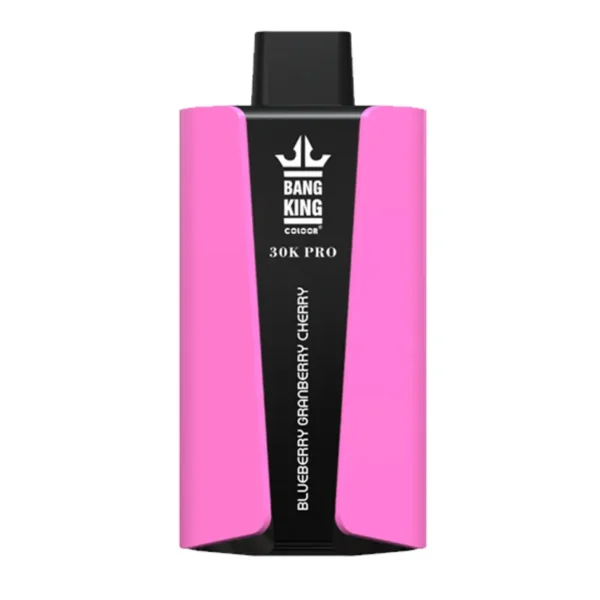 Un appareil de vape jetable rose avec une section centrale noire, étiqueté " BANG KING " et " 30K PRO ", avec la saveur " BLUEBERRY CRANBERRY CHERRY "."