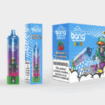 Envase colorido de un producto de vapeo desechable con la marca "Vape with a Bang", etiquetado con sabor "Blueberry Raspberry", que muestra un gráfico de esqueleto en ropa de calle y "20 inhalaciones" en un lugar destacado.