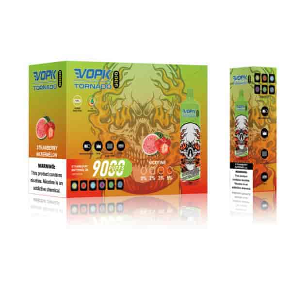 Verpackungsdesign für den VOPK Tornado 9000 Strawberry Watermelon Vape mit einem grün-orangefarbenen Hintergrund mit Farbverlauf, einer flammenden Totenkopfgrafik, Produktdetails und Warnungen zum Nikotingehalt.