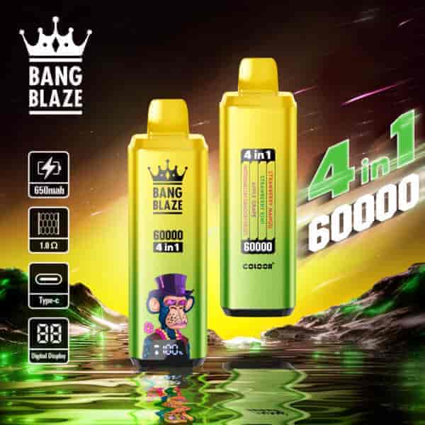Zwei gelbgrüne Bang Blaze Vape-Geräte mit Digitalanzeige und einem Cartoon-Affen mit lila Hut, vor einer lebendigen, futuristischen Landschaft mit Branding-Details, die 4-in-1-Geschmacksrichtungen und eine Kapazität von 60.000 Zügen hervorheben.