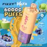 Image promotionnelle pour l'appareil de vape Fizzy Max III annonçant 60 000 bouffées, des saveurs 6 en 1, dont myrtille et noix de coco, et des fonctionnalités telles qu'un réservoir d'e-liquide de 60 ml, un chargement de type C et un écran LED, entouré de graphiques de fruits et d'éclaboussures de liquide.