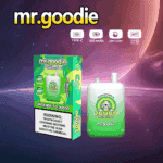 Pubblicità per il vaporizzatore mr.goodie con un dispositivo aromatizzato all'anguria ghiacciata verde e bianco e la relativa confezione, con specifiche del prodotto e un avviso di nicotina visualizzati su uno sfondo cosmico.