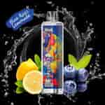 Appareil à vape UWIN Crystal Blue Razz Lemonade avec emballage coloré, entouré de citrons frais, de myrtilles et d'éclaboussures d'eau sur fond noir.