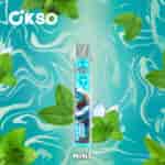 Cikso Crystal Bar ベイプは、ターコイズブルーの渦巻いた背景にミントの葉と氷のイラストが描かれ、ミントの風味を強調しています。.