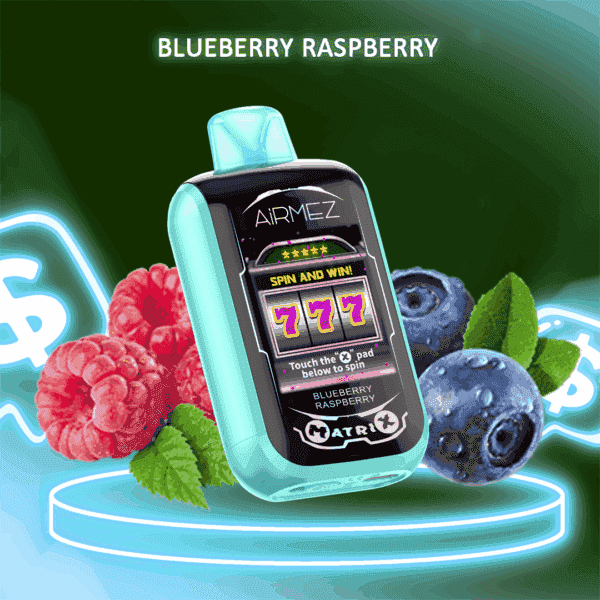 Un appareil de vapotage AirMEZ vert menthe avec un graphique de machine à sous montrant trois sept et le texte 'Spin and Win' sur son écran, entouré de myrtilles et framboises fraîches, avec le texte 'BLUEBERRY RASPBERRY' au-dessus et un symbole de signe dollar néon en arrière-plan.