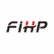 Logo de la Fédération internationale de hockey comportant les lettres ' FIH ' dans une police stylisée, avec deux lignes rouges au-dessus du ' i ' et un dessin en flèche sur le ' H '.