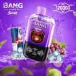 Un anuncio vibrante para el dispositivo 2 en 1 Bang Leader Stolt, que presenta un contenedor morado adornado con el logotipo de un gorila sonriente con auriculares, junto con una lata de Red Bull, cubitos de hielo y fruta flotante sobre un fondo morado, destacando un tema animado y refrescante.
