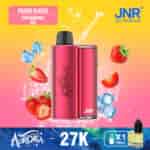 Un dispositivo di vaporizzazione rosa etichettato 'Aurora' e 'JNR', circondato da fragole fresche e cubetti di ghiaccio, su uno sfondo giallo e rosa sfumato con spruzzi d'acqua, che promuove il sapore 'Fraise Glacée Strawberry Ice'.