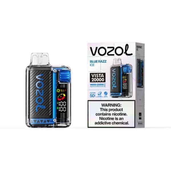 Appareil de vapotage jetable VozoL Blue Razz Ice à côté de son emballage, montrant un boîtier transparent, des composants intérieurs bleus et une étiquette d'avertissement sur la nicotine sur la boîte.
